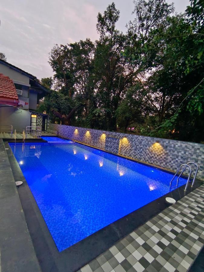 Jewel Resort Lonavala Exteriör bild